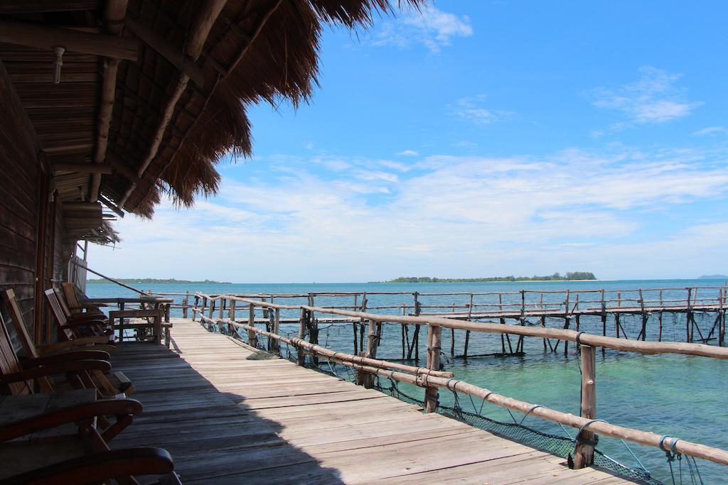 Bintan Laguna Restaurant And Resort Teluk Bakau Екстериор снимка