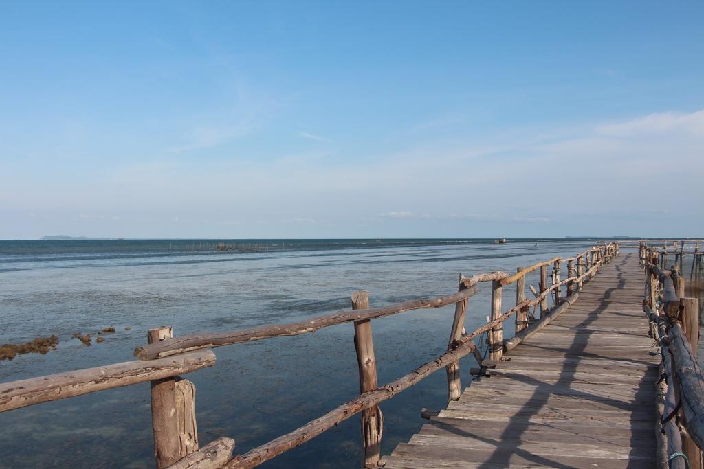 Bintan Laguna Restaurant And Resort Teluk Bakau Екстериор снимка
